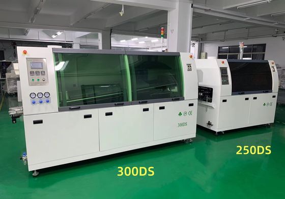 Maszyna do lutowania fal bez ołowiu 250DS 300DS 350DS z automatycznym przenoszeniem do linii produkcyjnej PCB DIP