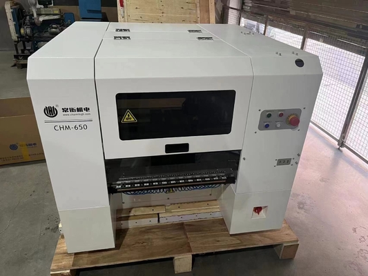 Automatyczna szyba PCB wysokiej precyzji 0201 Desktop SMT Pick and Place Machine 4 głowice CHM-650
