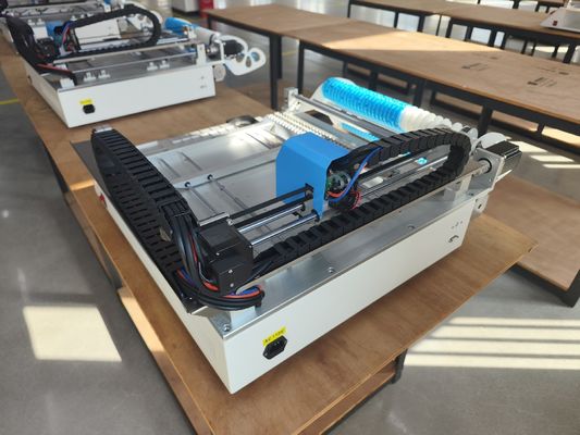 CHMT36VA SMD Pick and Place Machine, stół do umieszczania na stole Smt Podajnik wibracyjny