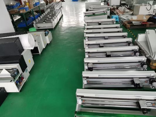 Automatyczna maszyna do cięcia taśmy SMT CHM-780 /850/ 950