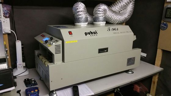 CHM-551 Linia produkcyjna SMD Linia montażowa SMT Wysokiej precyzji 4 głowy Robot do produkcji PCB