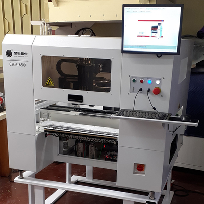 Wysokiej precyzji maszyna do montażu komponentów SMT PCB CHM-650 z 4 głowicami