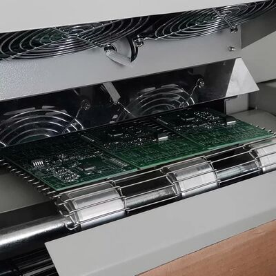 Piekarnik do reflowu T961 Desktop z przenośnikiem 730*230mm 6 stref temperaturowych 3.5KW Maszyna do lutowania
