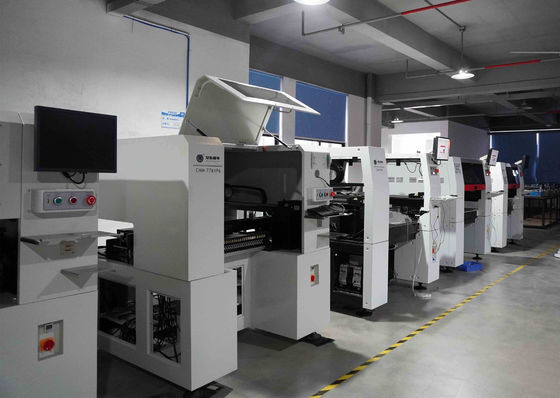 W pełni automatyczna maszyna do produkcji PCB CHM-861 Montaż PCB 8 głowic 100 podajników