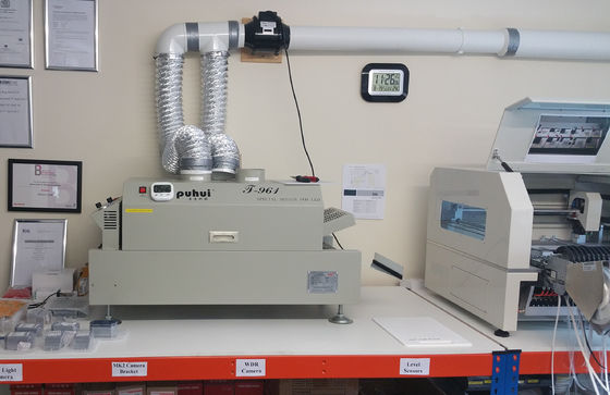 T961 Ogrzewanie na podczerwień Piec rozpływowy SMT 3,5kw 230 * 730mm Piec lutowniczy Puhui T-961